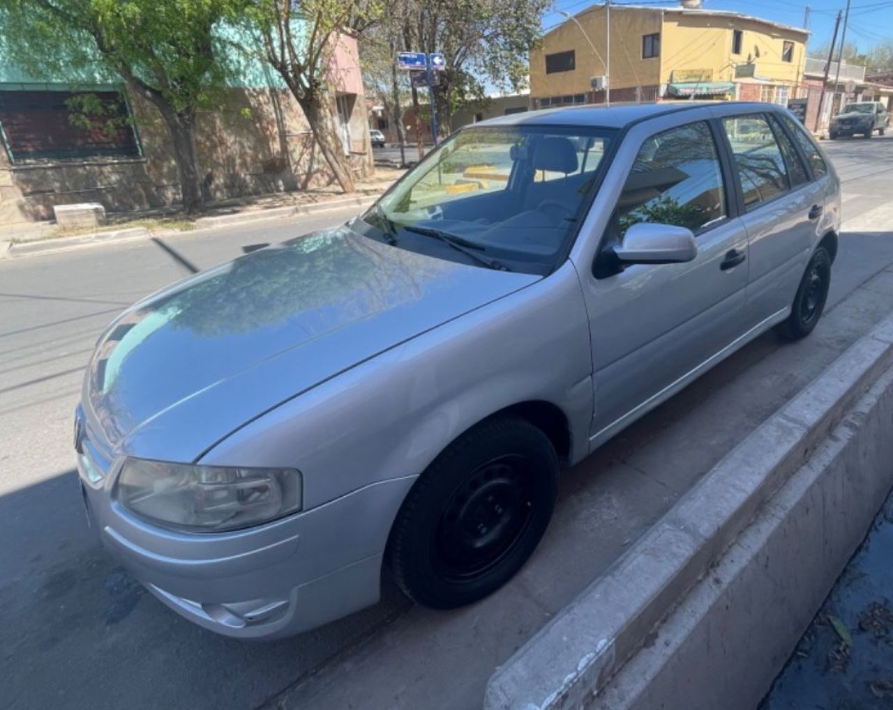 Volkswagen Gol Usado en Mendoza, deRuedas