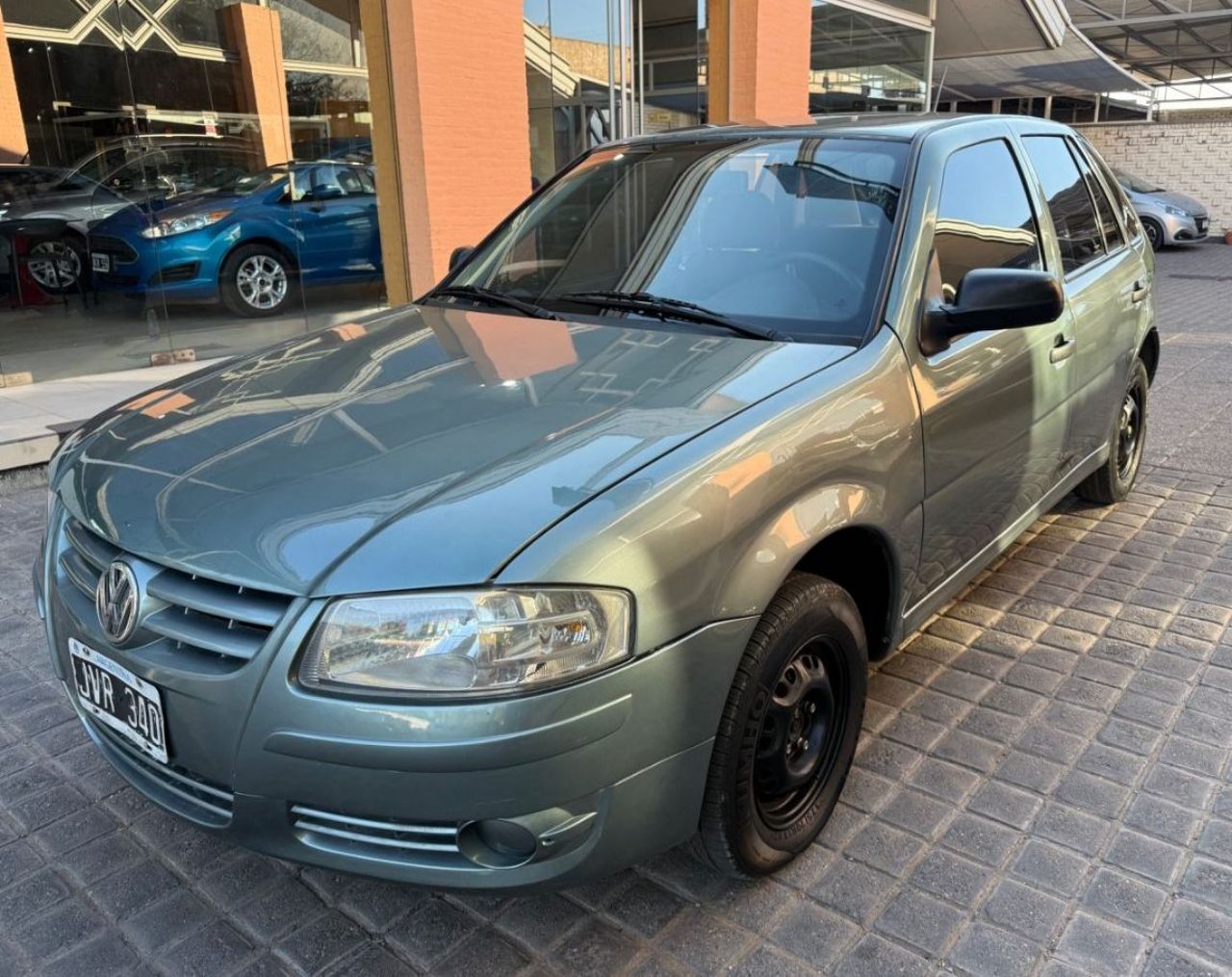 Volkswagen Gol Usado Financiado en Mendoza, deRuedas