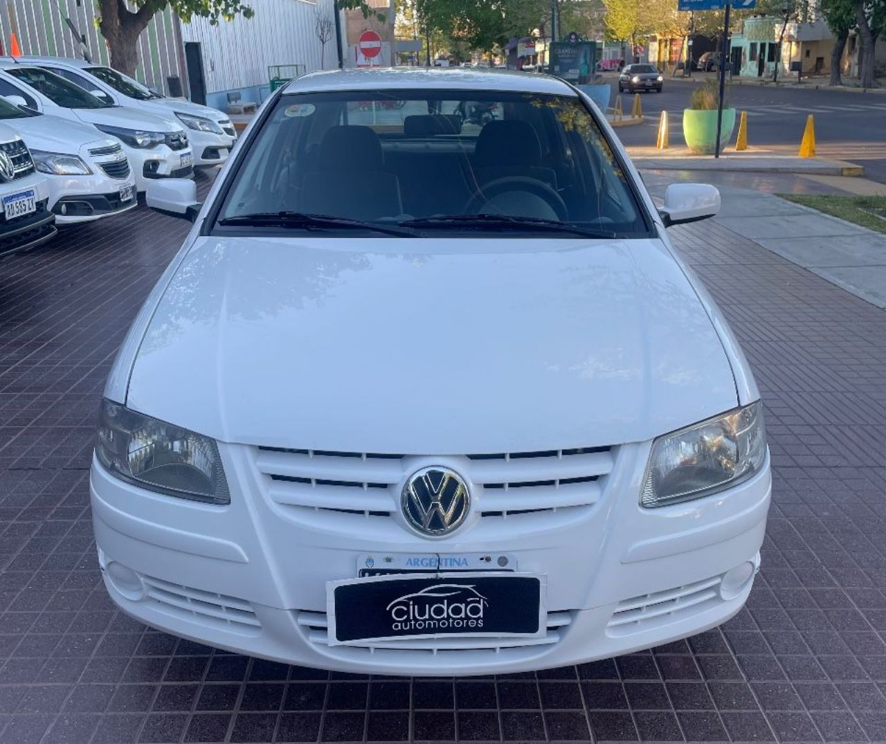 Volkswagen Gol Usado Financiado en Mendoza, deRuedas
