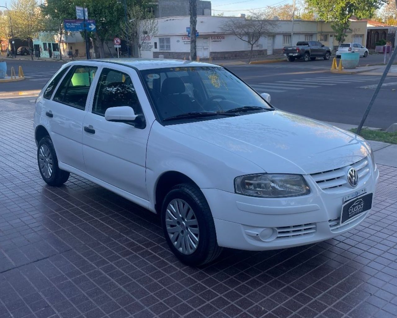 Volkswagen Gol Usado Financiado en Mendoza, deRuedas