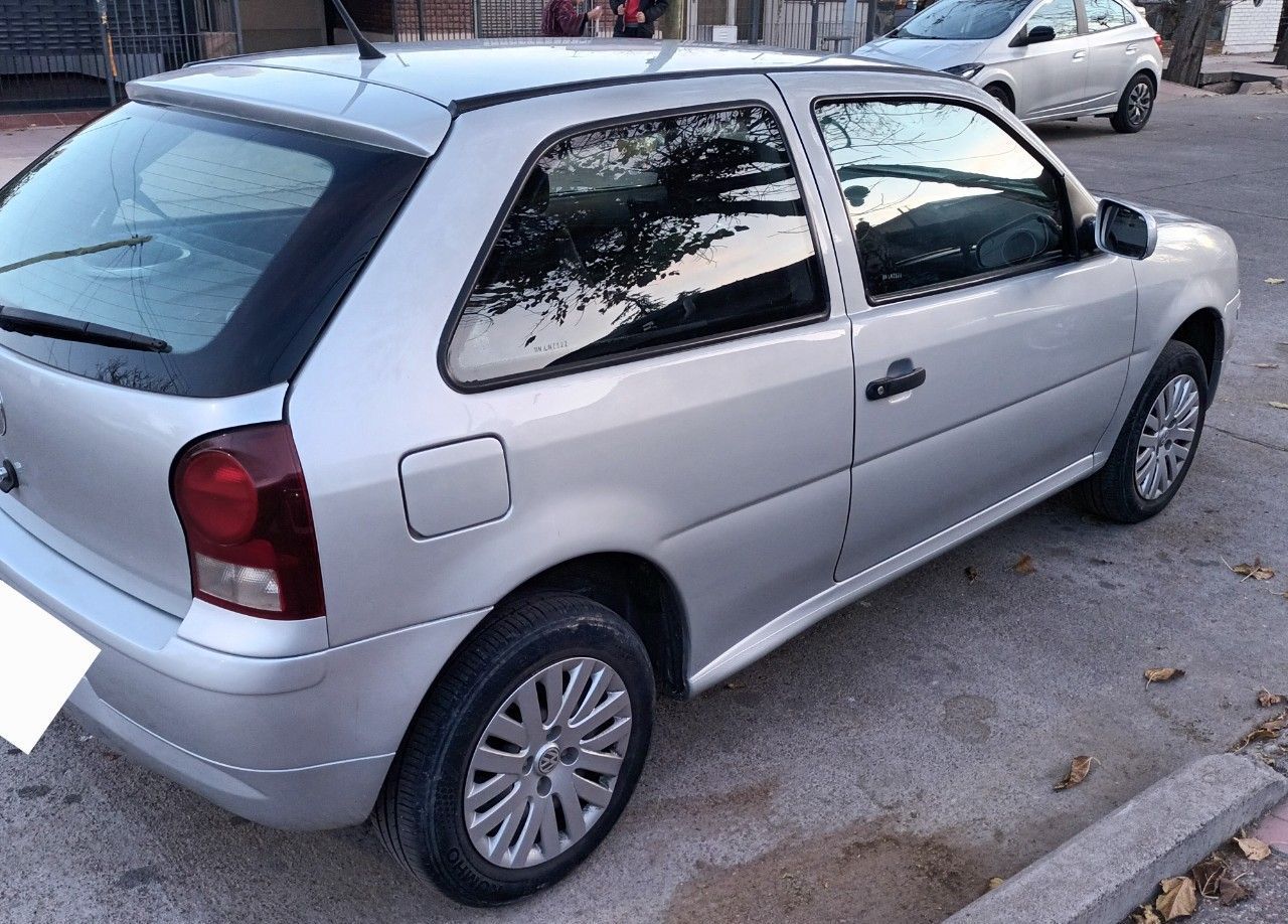 Volkswagen Gol Usado en Mendoza, deRuedas