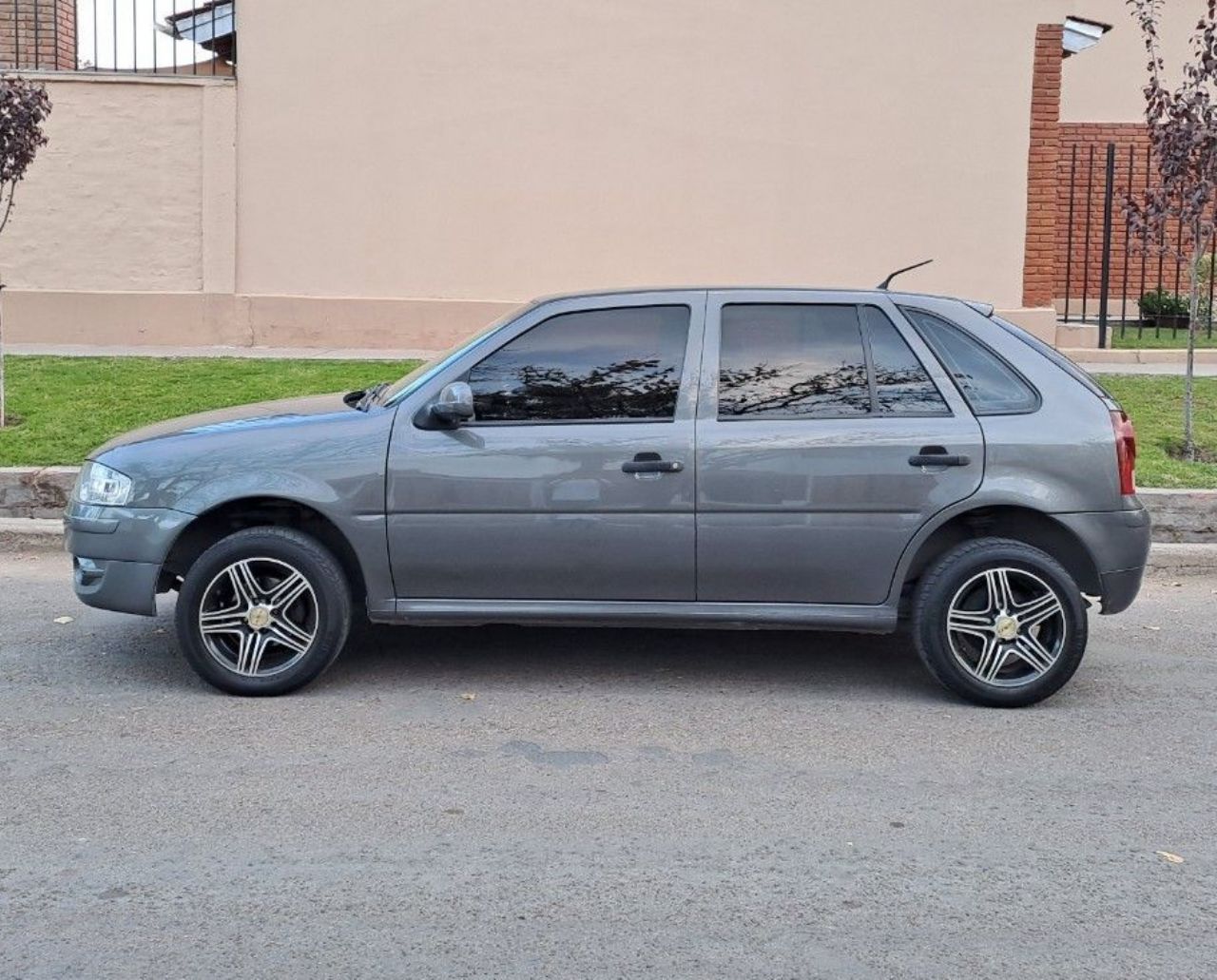Volkswagen Gol Usado en Mendoza, deRuedas