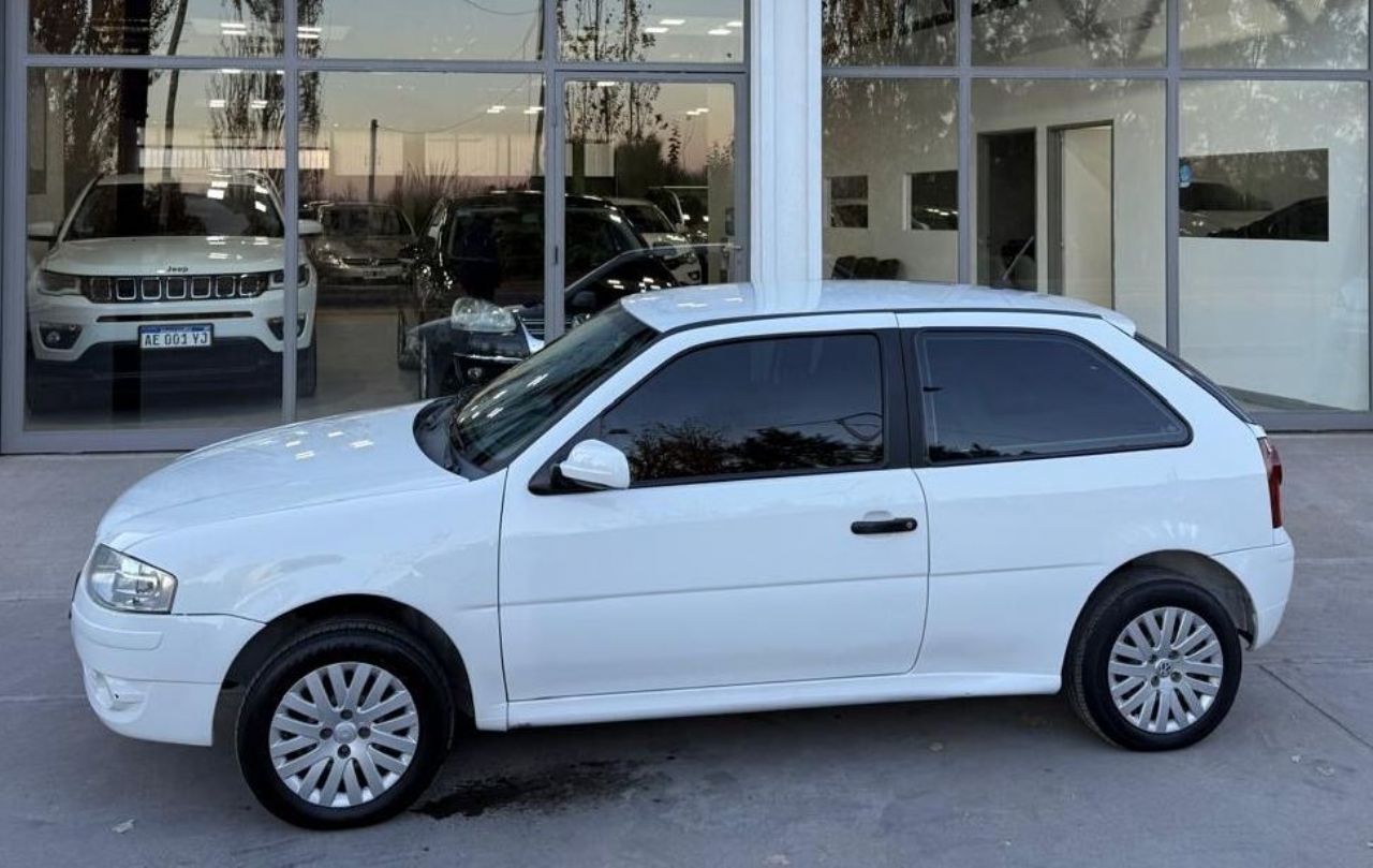 Volkswagen Gol Usado en Mendoza, deRuedas