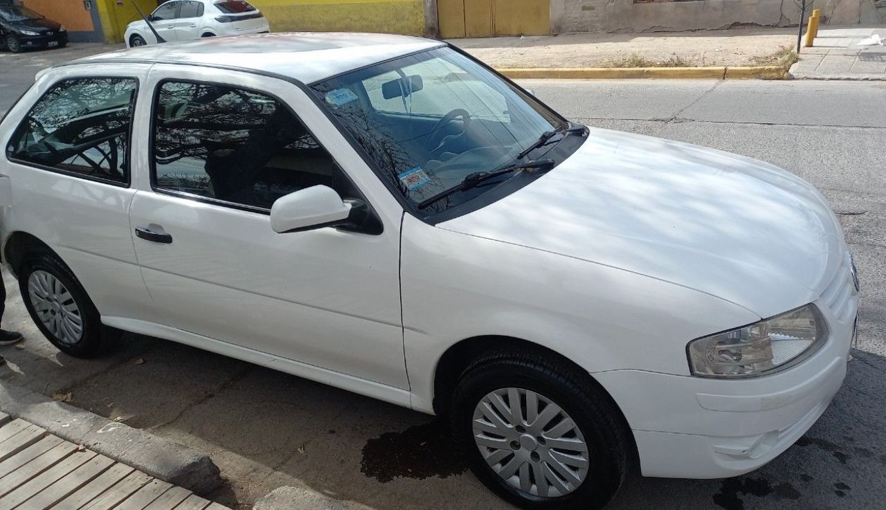 Volkswagen Gol Usado en Mendoza, deRuedas