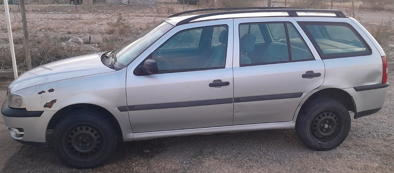 Volkswagen Gol Country Usado en Mendoza, deRuedas