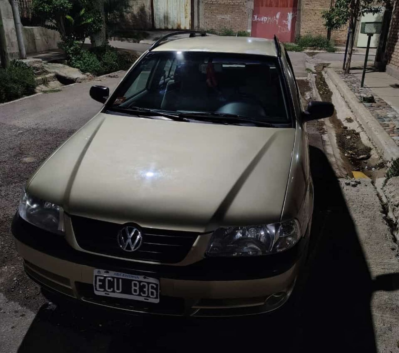 Volkswagen Gol Country Usado en Mendoza, deRuedas