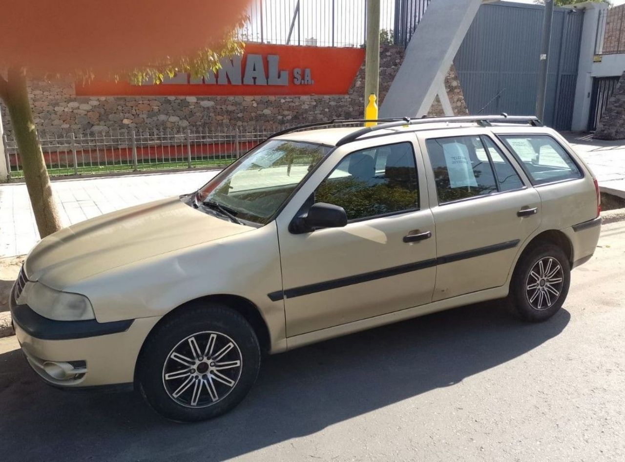 Volkswagen Gol Country Usado en Mendoza, deRuedas