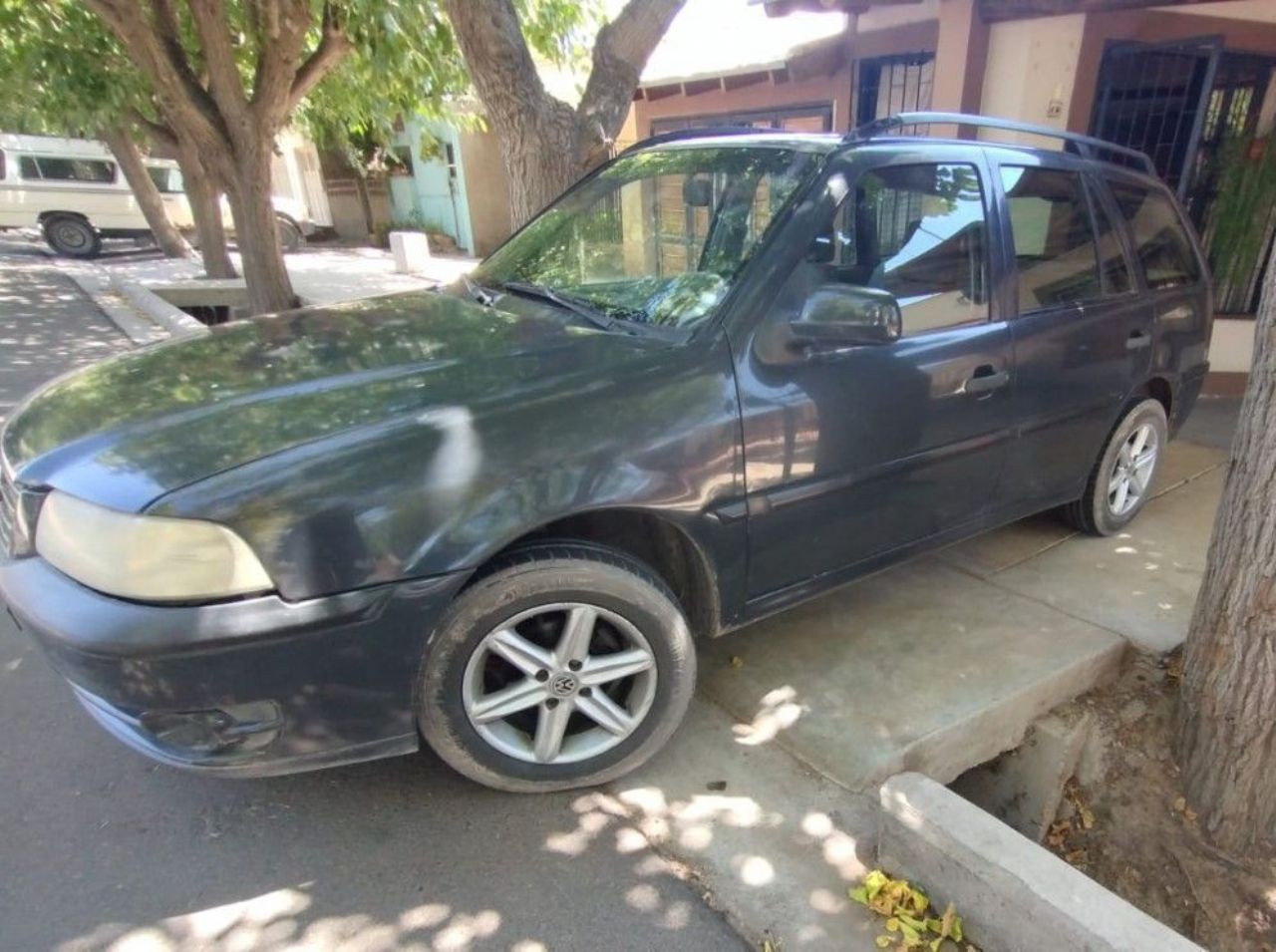 Volkswagen Gol Country Usado en Mendoza, deRuedas