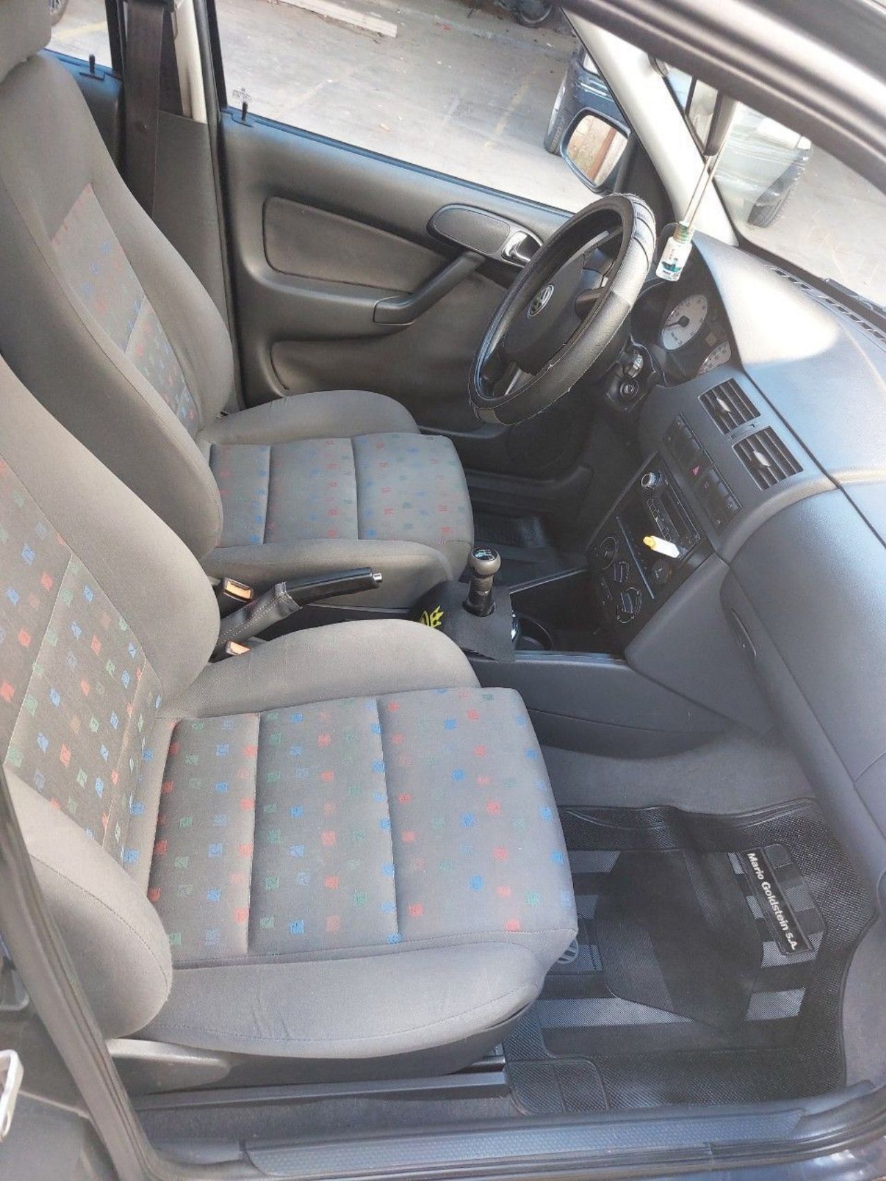 Volkswagen Gol Country Usado en Mendoza, deRuedas