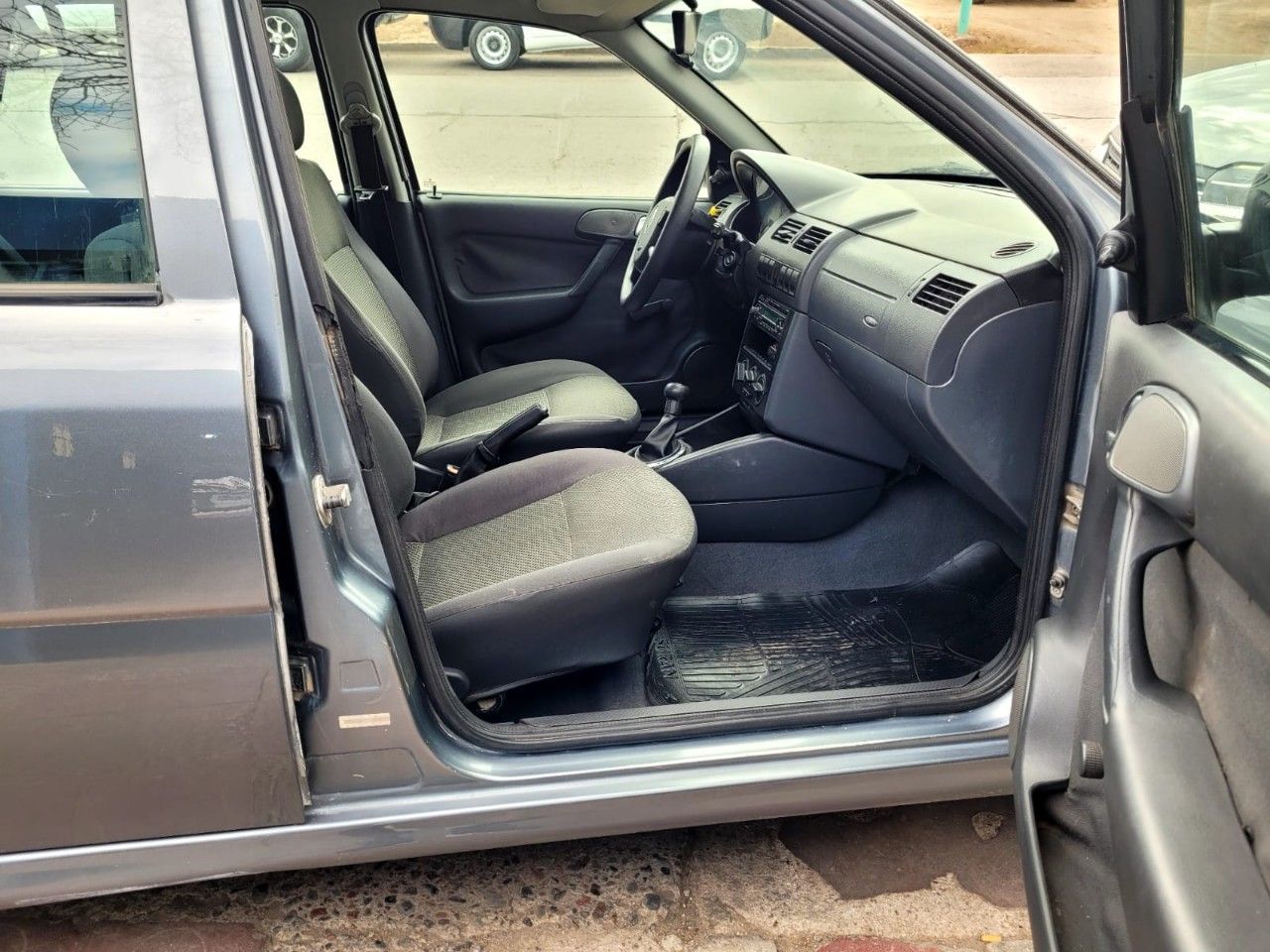 Volkswagen Gol Country Usado en Mendoza, deRuedas
