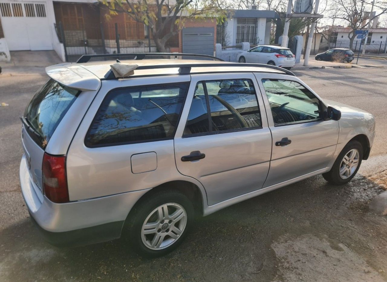 Volkswagen Gol Country Usado en Mendoza, deRuedas