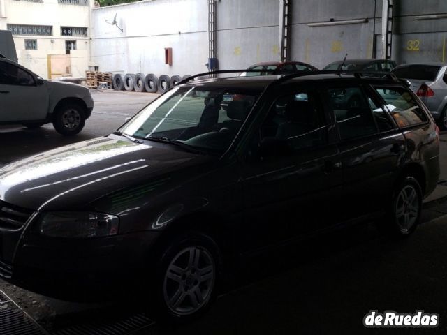 Volkswagen Gol Country Usado en Mendoza, deRuedas