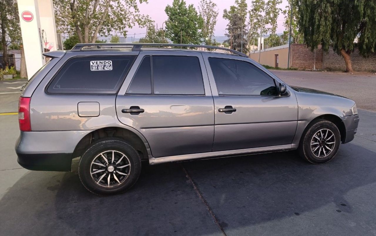 Volkswagen Gol Country Usado en Mendoza, deRuedas