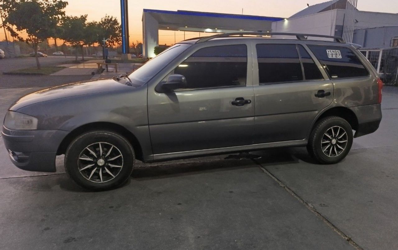 Volkswagen Gol Country Usado en Mendoza, deRuedas