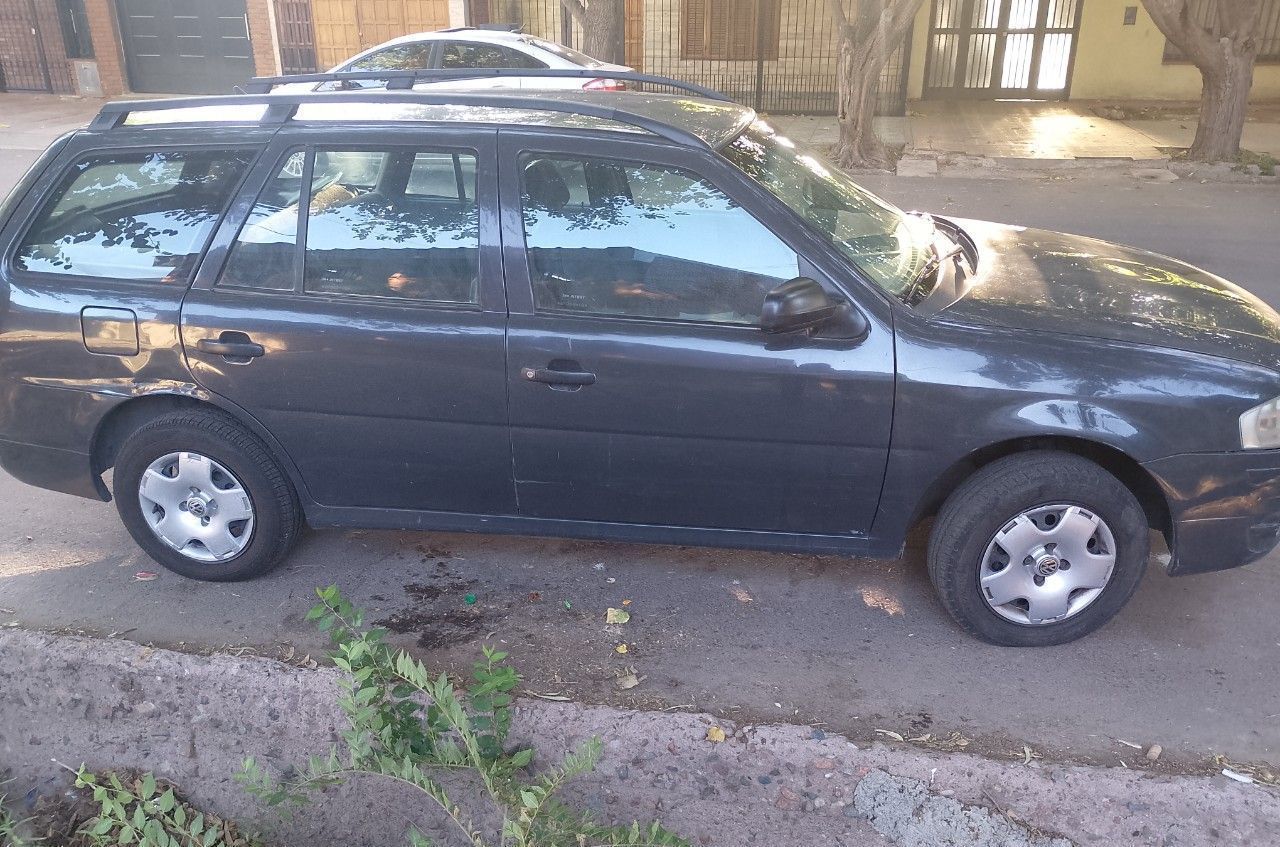 Volkswagen Gol Country Usado en Mendoza, deRuedas