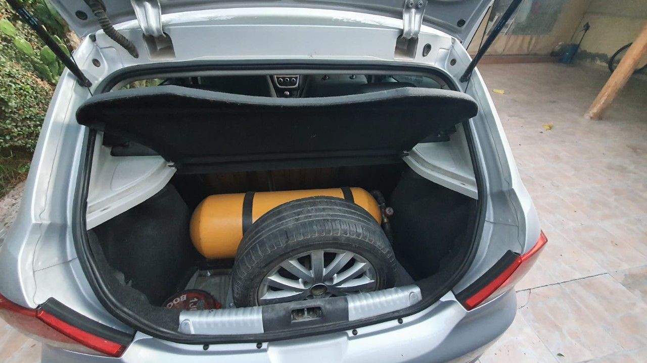 Volkswagen Gol Trend Usado en Mendoza, deRuedas