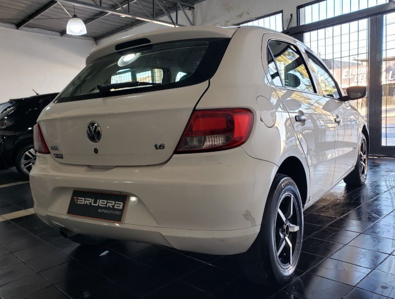 Volkswagen Gol Trend Usado Financiado en Mendoza, deRuedas
