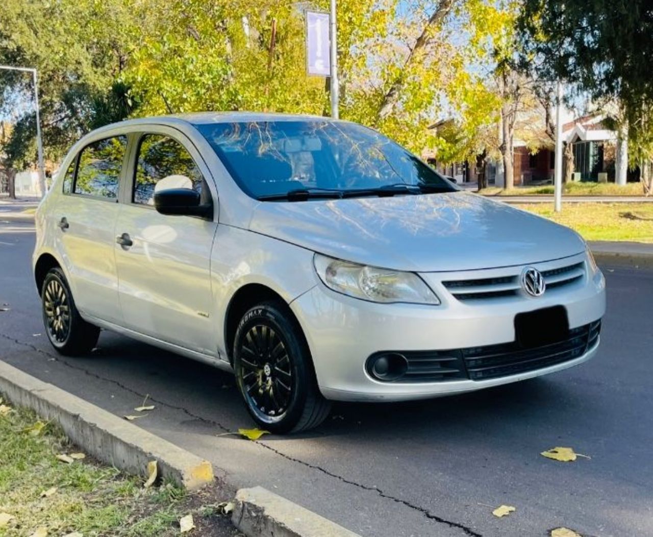Volkswagen Gol Trend Usado Financiado en Mendoza, deRuedas