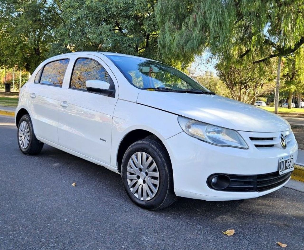 Volkswagen Gol Trend Usado Financiado en Mendoza, deRuedas