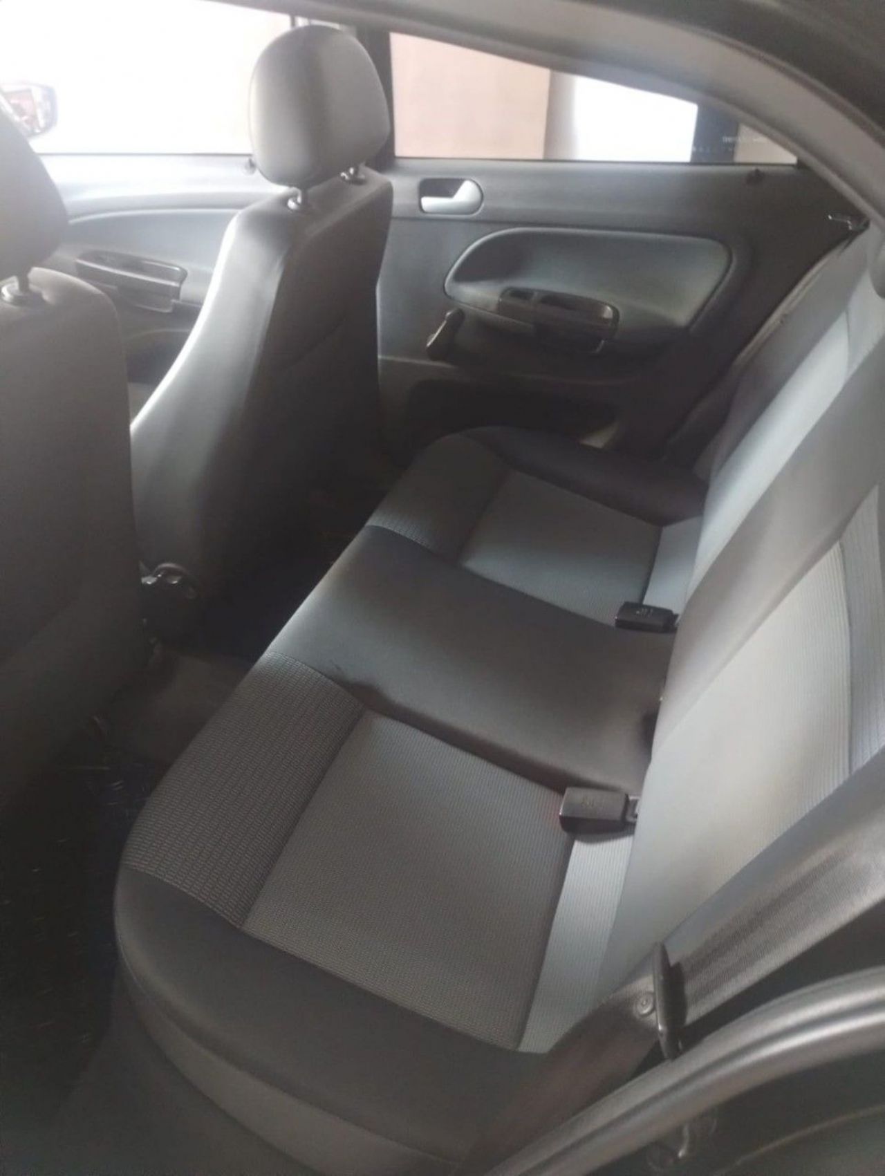 Volkswagen Gol Trend Usado en Mendoza, deRuedas