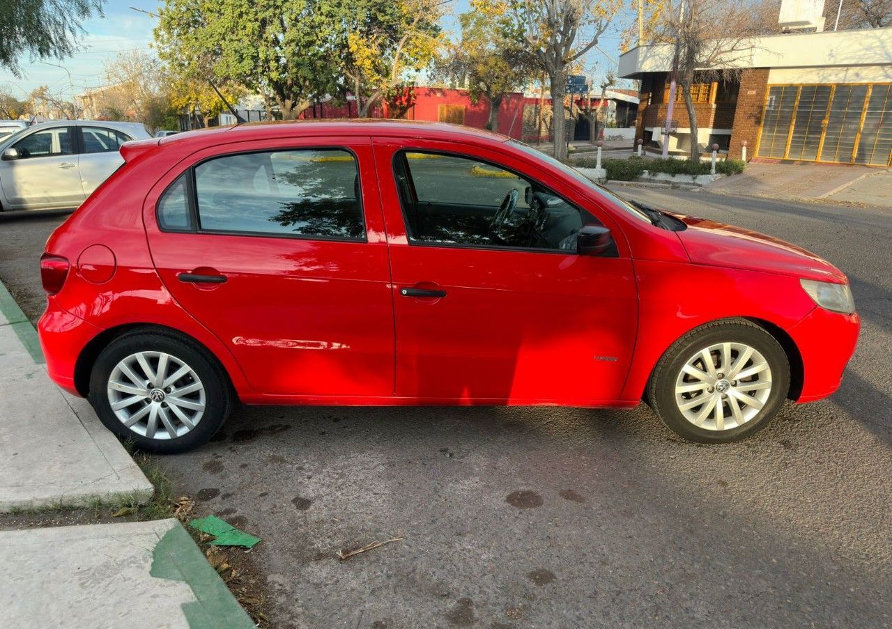 Volkswagen Gol Trend Usado Financiado en Mendoza, deRuedas