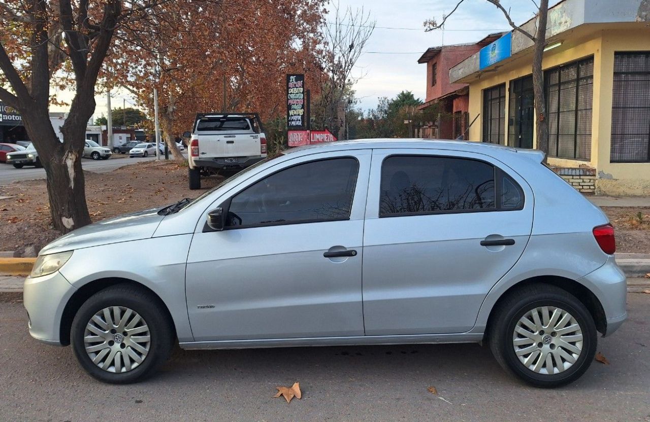 Volkswagen Gol Trend Usado Financiado en Mendoza, deRuedas