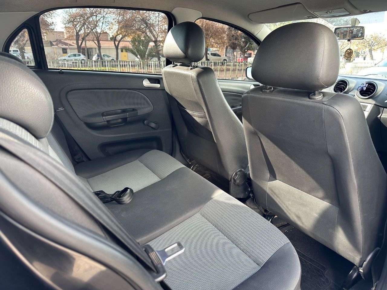 Volkswagen Gol Trend Usado Financiado en Mendoza, deRuedas