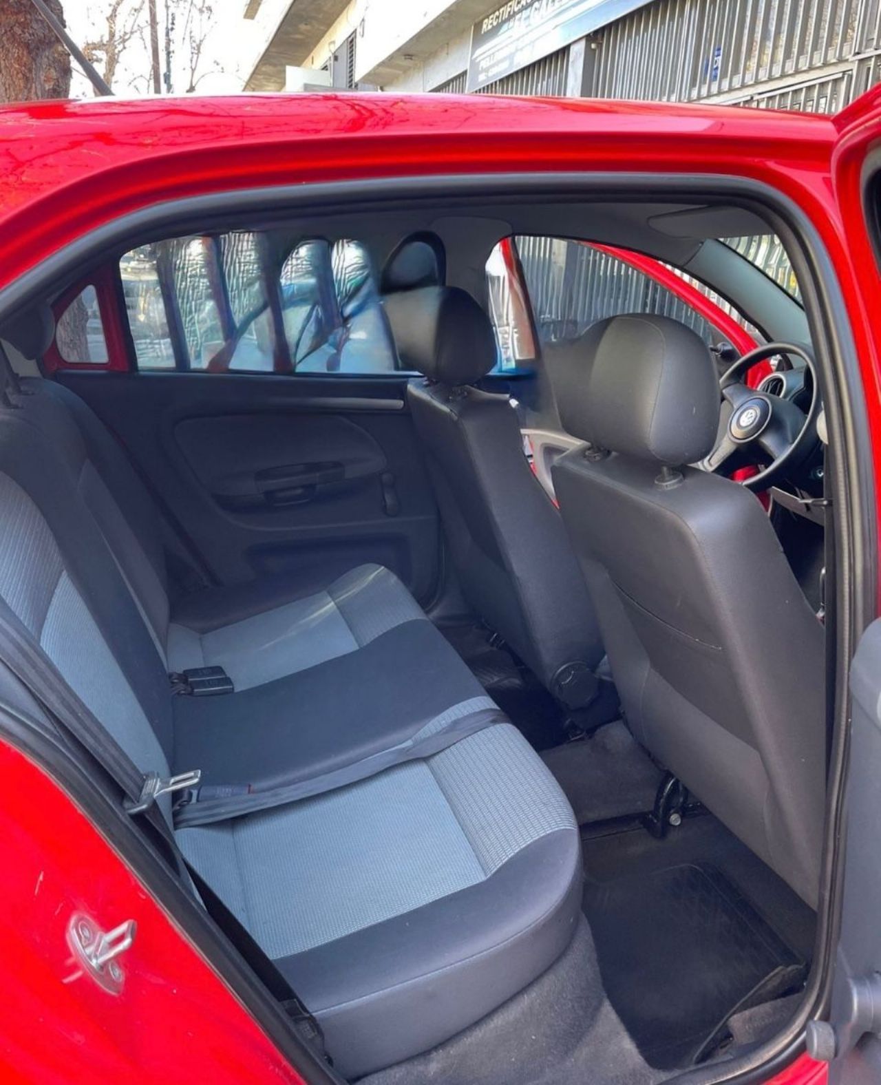 Volkswagen Gol Trend Usado Financiado en Mendoza, deRuedas