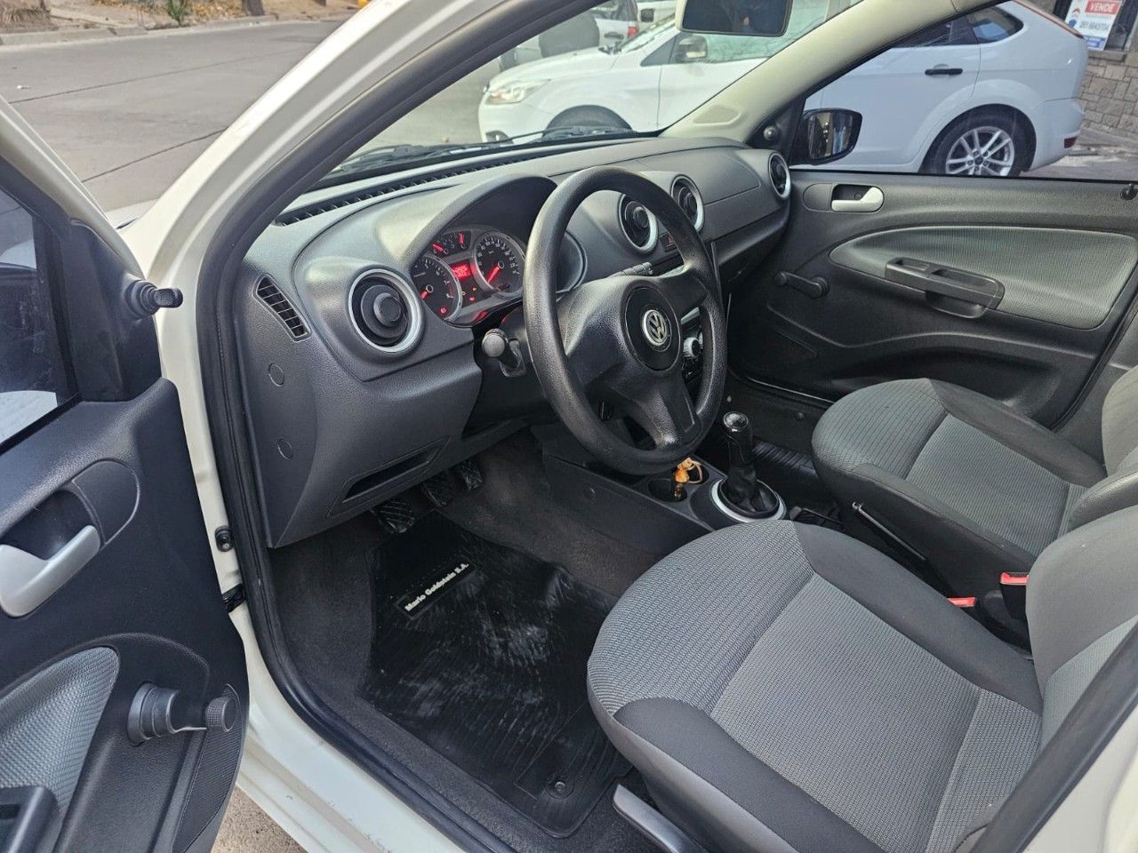 Volkswagen Gol Trend Usado Financiado en Mendoza, deRuedas