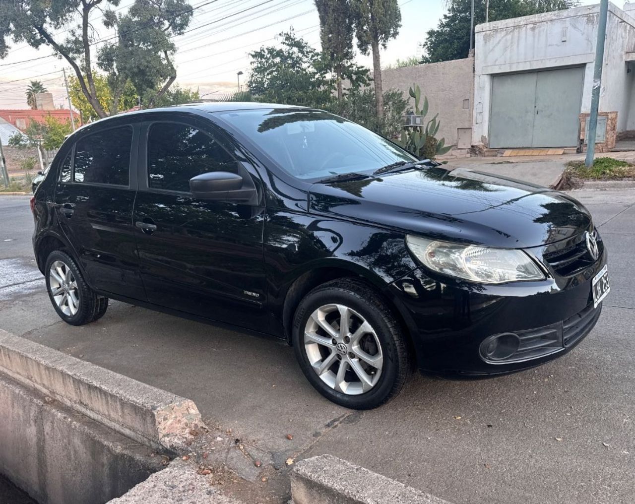 Volkswagen Gol Trend Usado Financiado en Mendoza, deRuedas