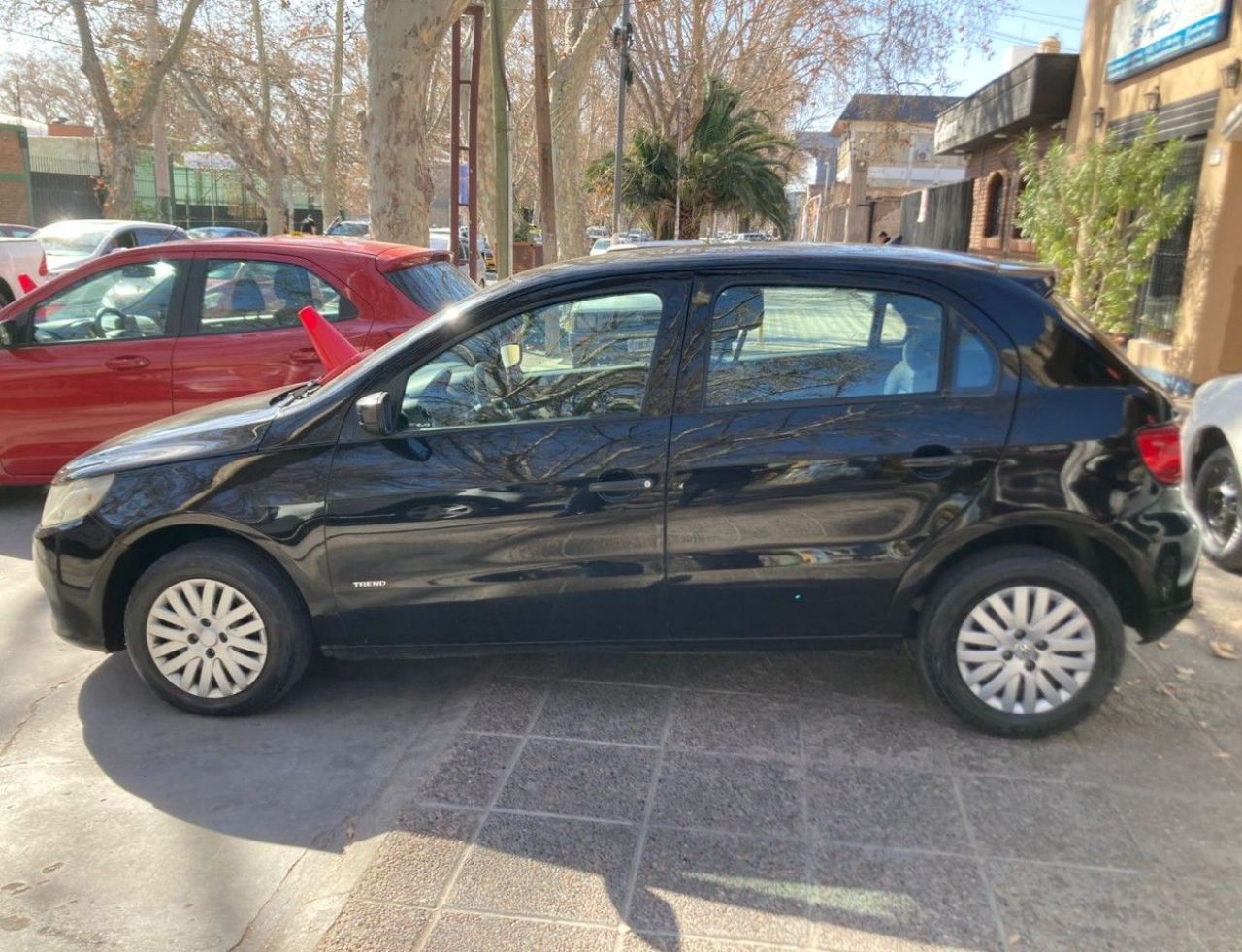 Volkswagen Gol Trend Usado Financiado en Mendoza, deRuedas