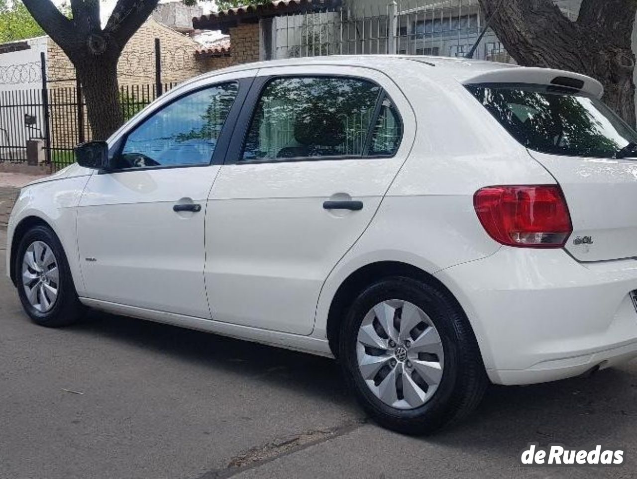 Volkswagen Gol Trend Usado en Mendoza, deRuedas