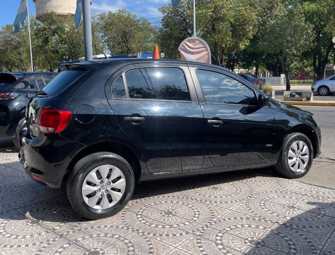 Volkswagen Gol Trend Usado Financiado en Mendoza, deRuedas
