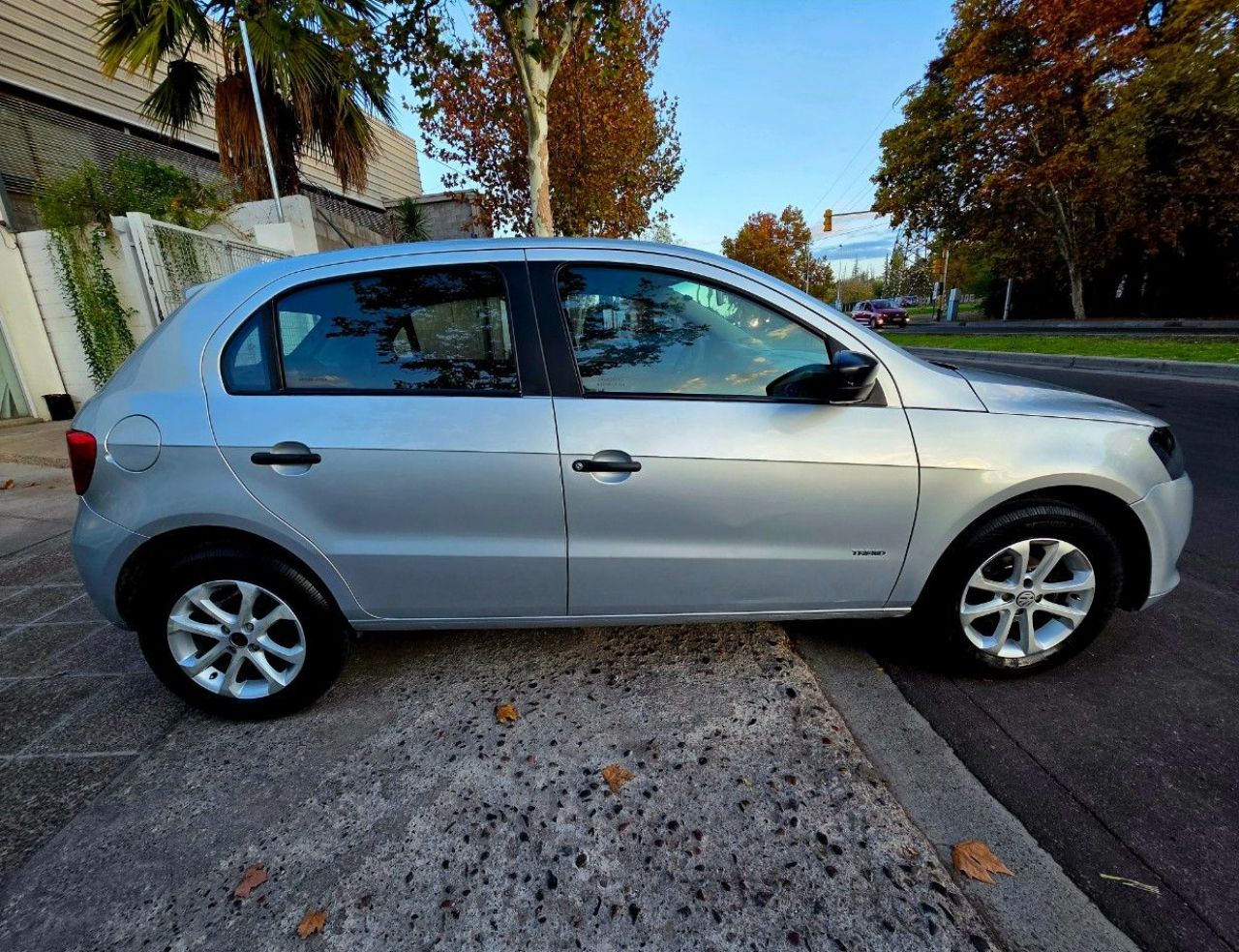 Volkswagen Gol Trend Usado Financiado en Mendoza, deRuedas