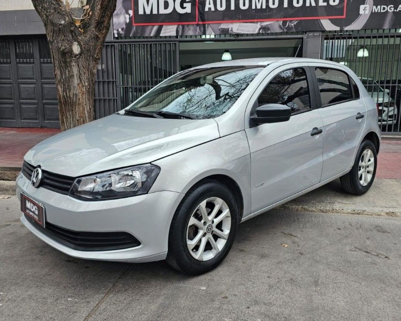 Volkswagen Gol Trend Usado Financiado en Mendoza, deRuedas