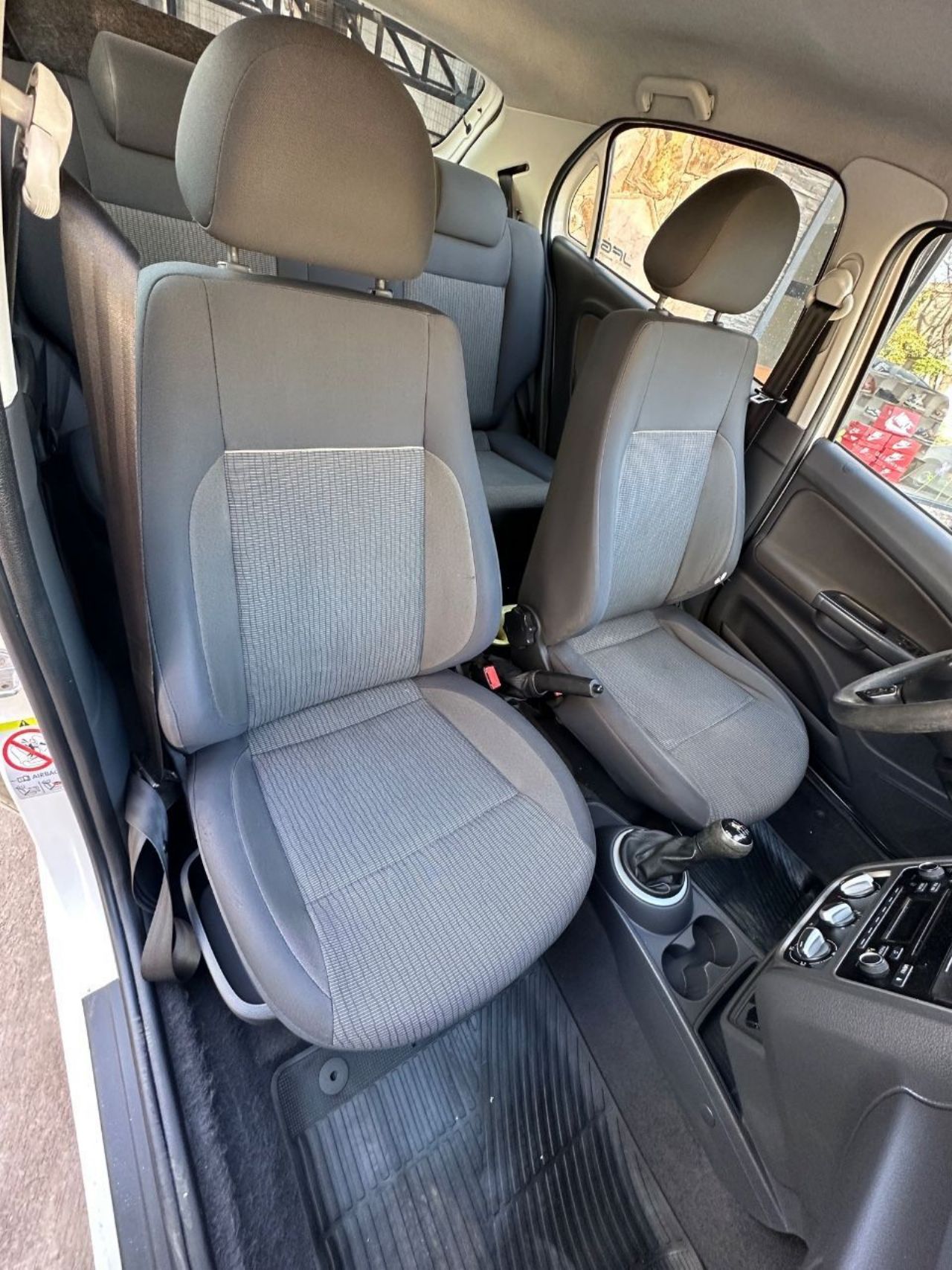 Volkswagen Gol Trend Usado Financiado en Mendoza, deRuedas