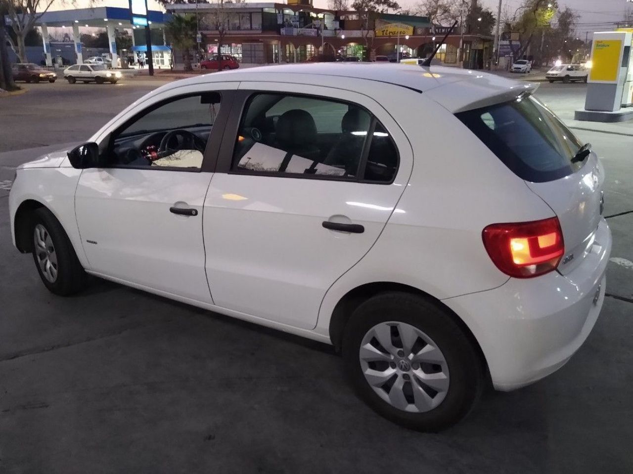 Volkswagen Gol Trend Usado en Mendoza, deRuedas