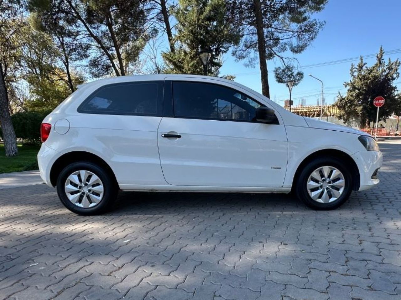 Volkswagen Gol Trend Usado Financiado en Mendoza, deRuedas