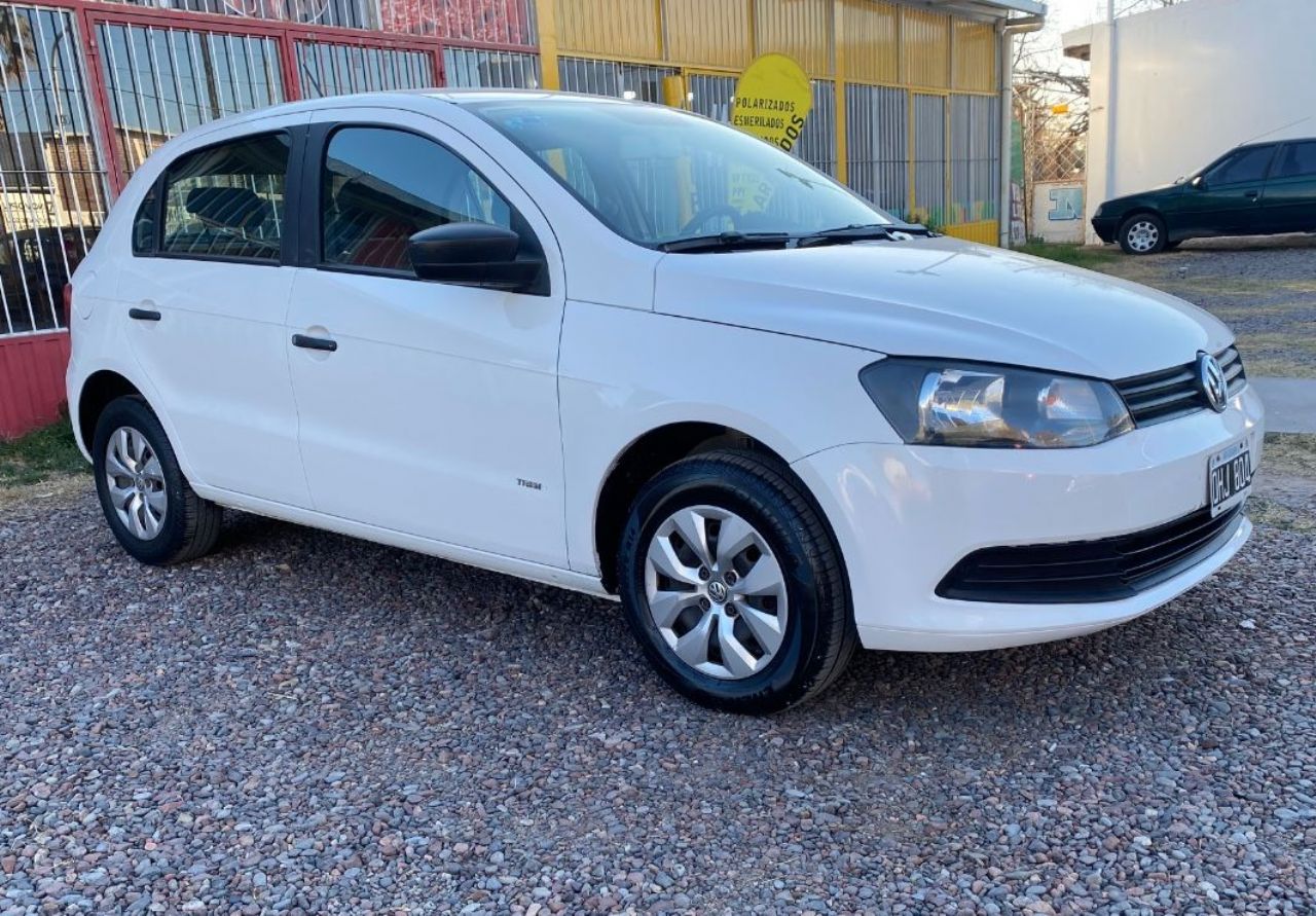 Volkswagen Gol Trend Usado Financiado en Mendoza, deRuedas