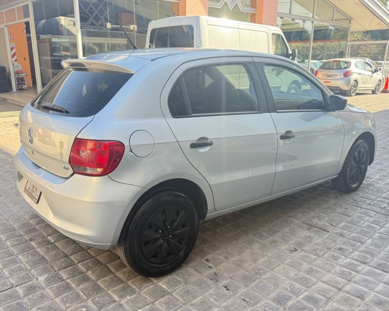 Volkswagen Gol Trend Usado Financiado en Mendoza, deRuedas