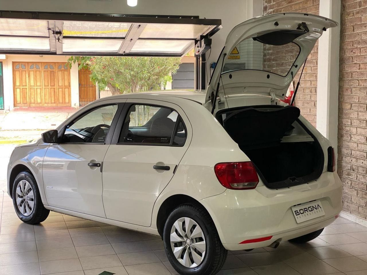 Volkswagen Gol Trend Usado Financiado en Mendoza, deRuedas
