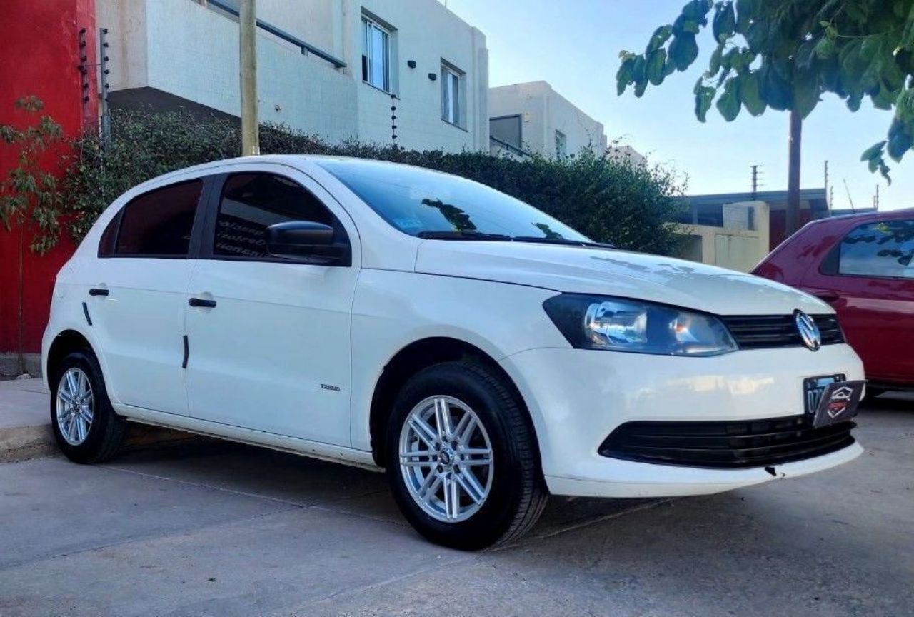 Volkswagen Gol Trend Usado Financiado en Mendoza, deRuedas