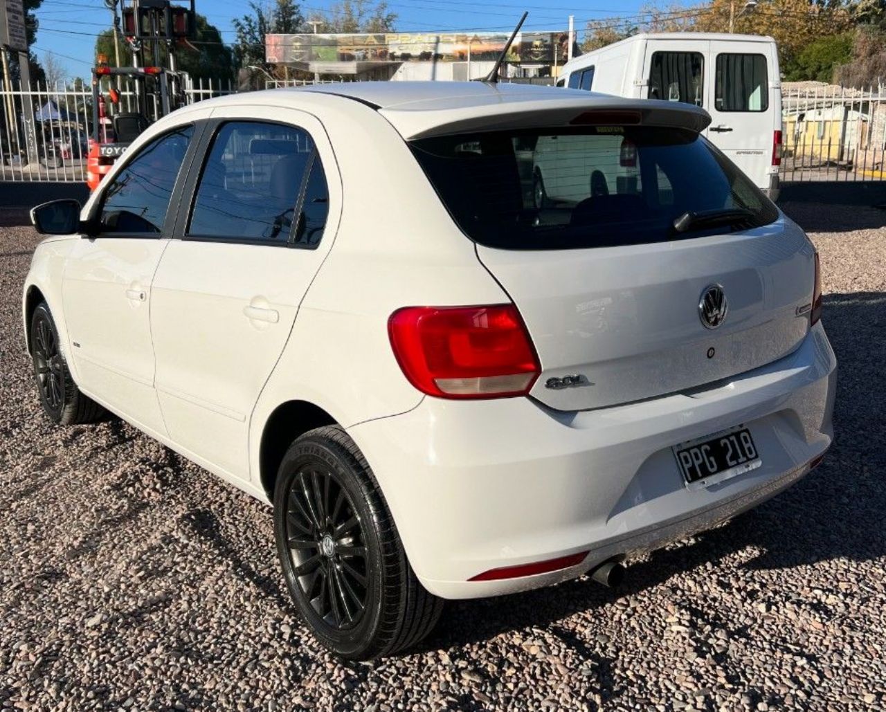 Volkswagen Gol Trend Usado Financiado en Mendoza, deRuedas