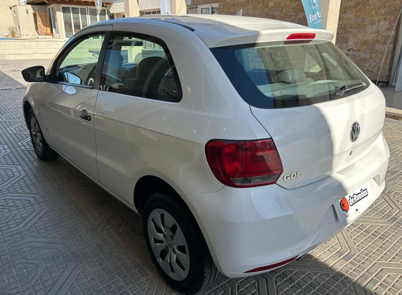 Volkswagen Gol Trend Usado Financiado en Mendoza, deRuedas