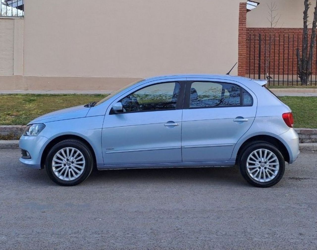 Volkswagen Gol Trend Usado en Mendoza, deRuedas