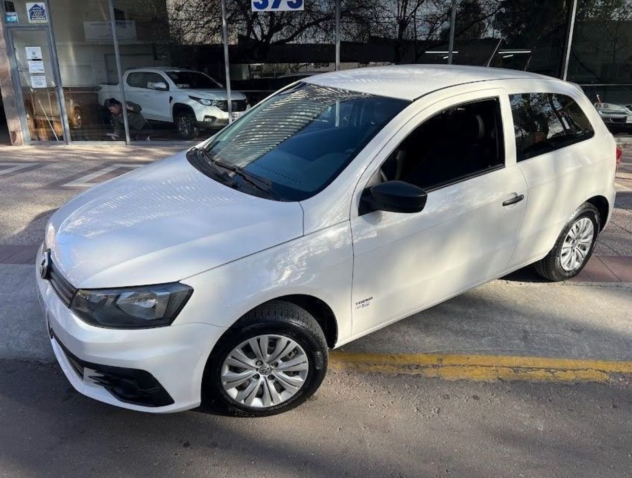 Volkswagen Gol Trend Usado Financiado en Mendoza, deRuedas