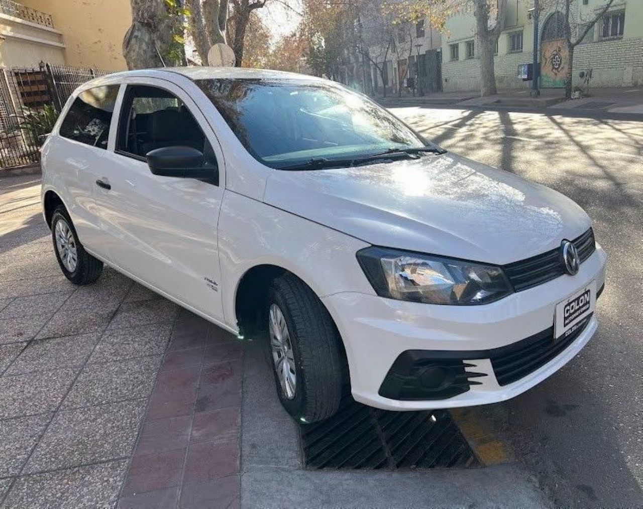 Volkswagen Gol Trend Usado Financiado en Mendoza, deRuedas