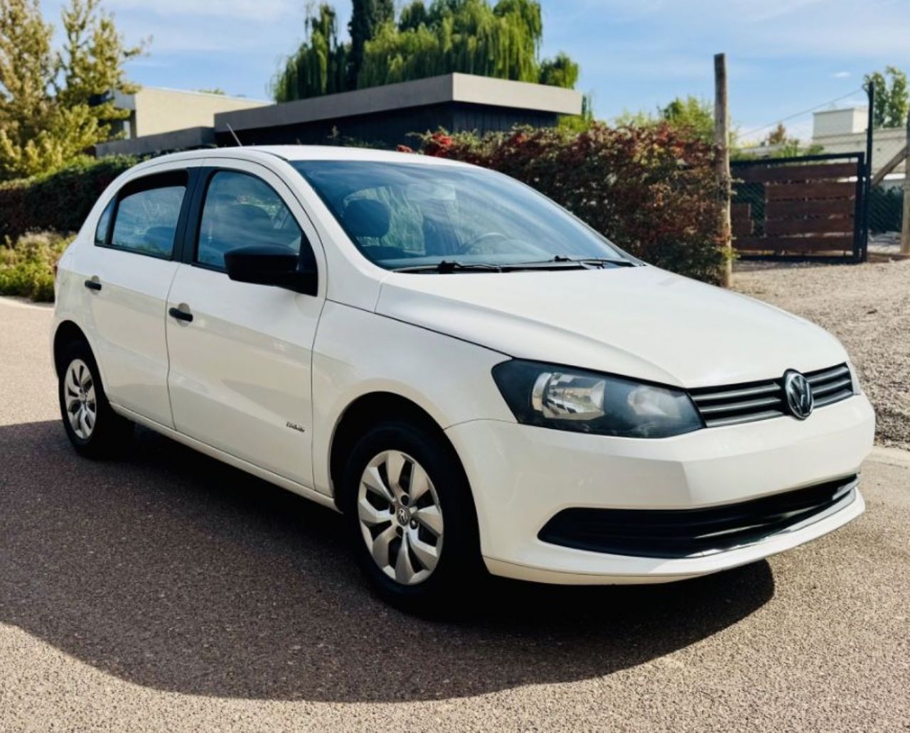 Volkswagen Gol Trend Usado Financiado en Mendoza, deRuedas