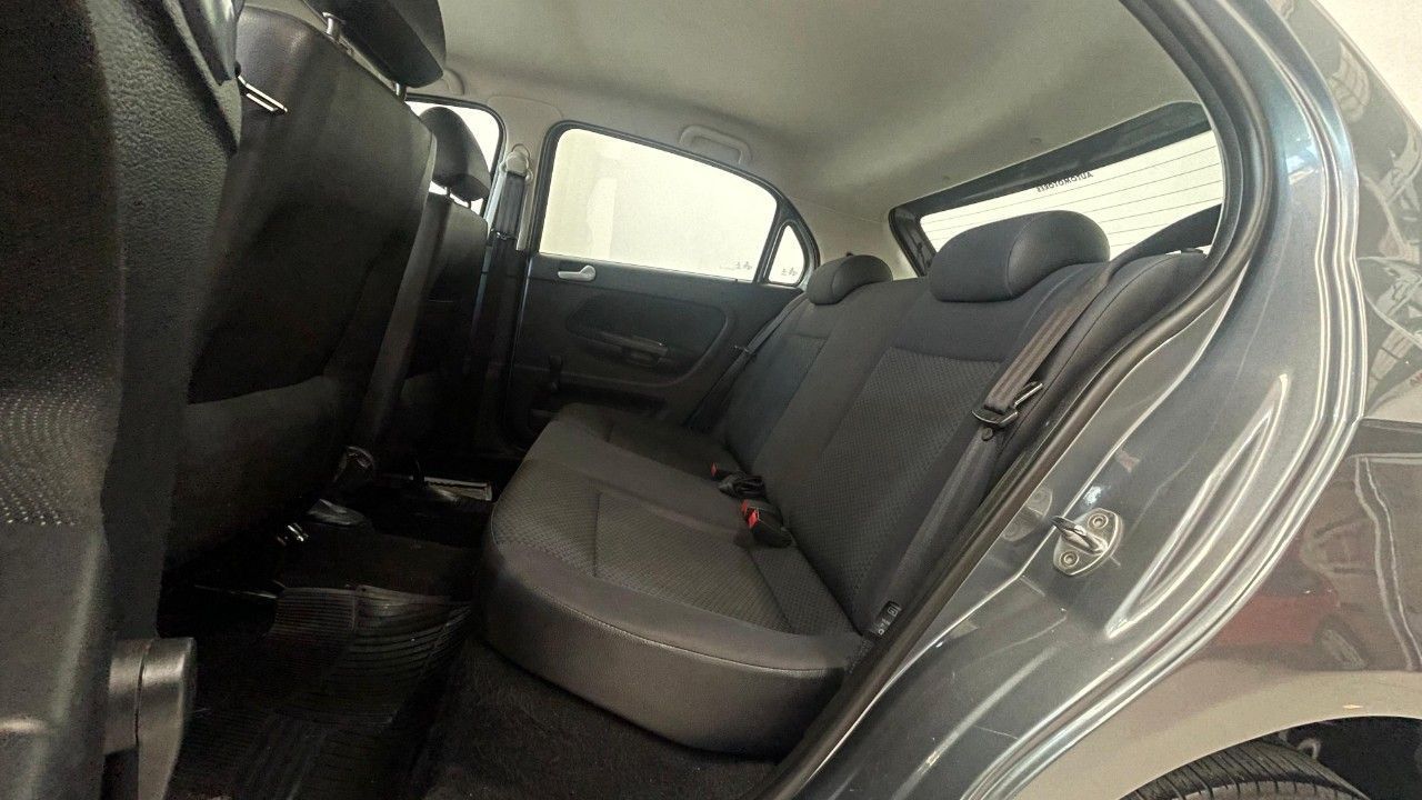 Volkswagen Gol Trend Usado Financiado en Mendoza, deRuedas