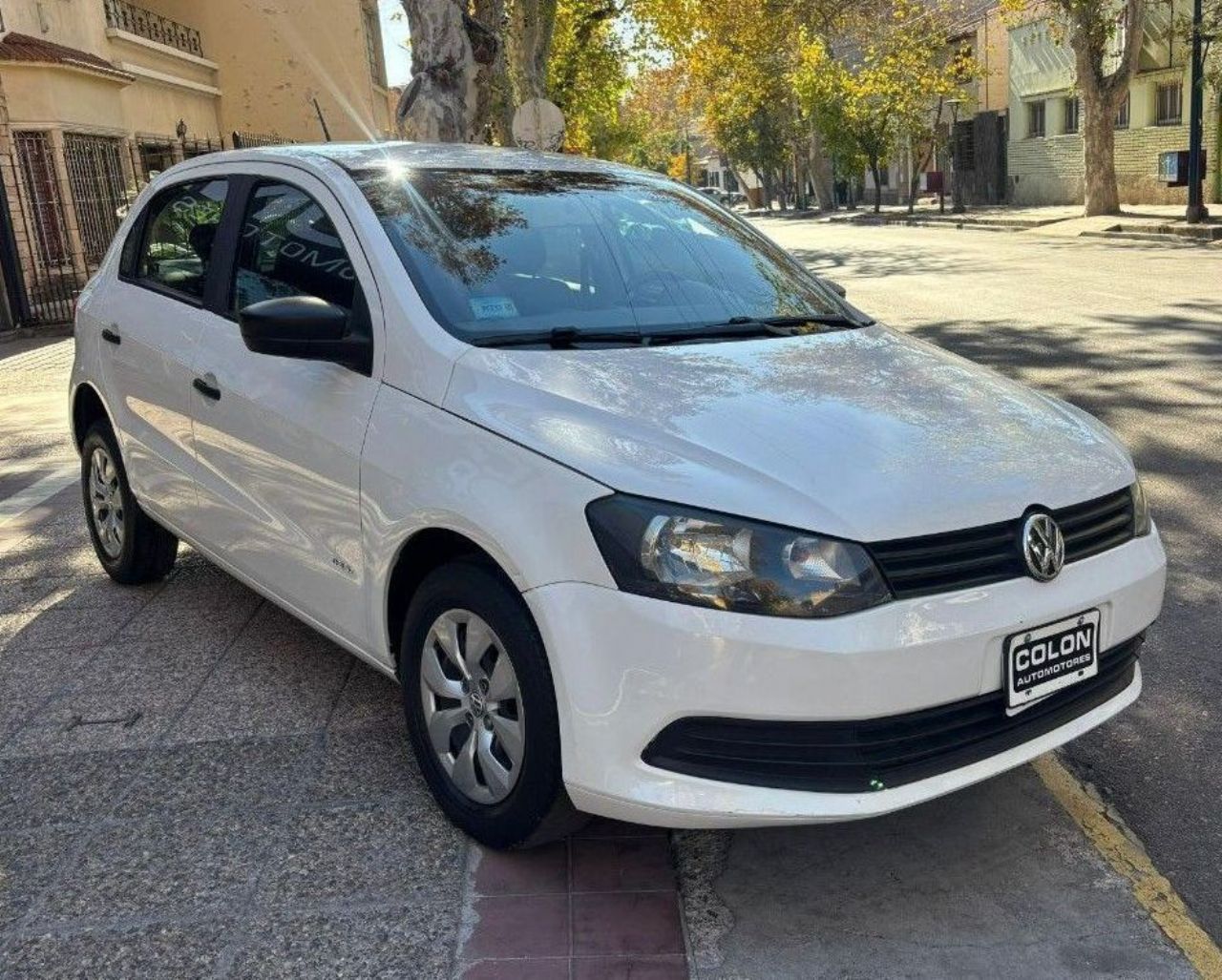 Volkswagen Gol Trend Usado Financiado en Mendoza, deRuedas